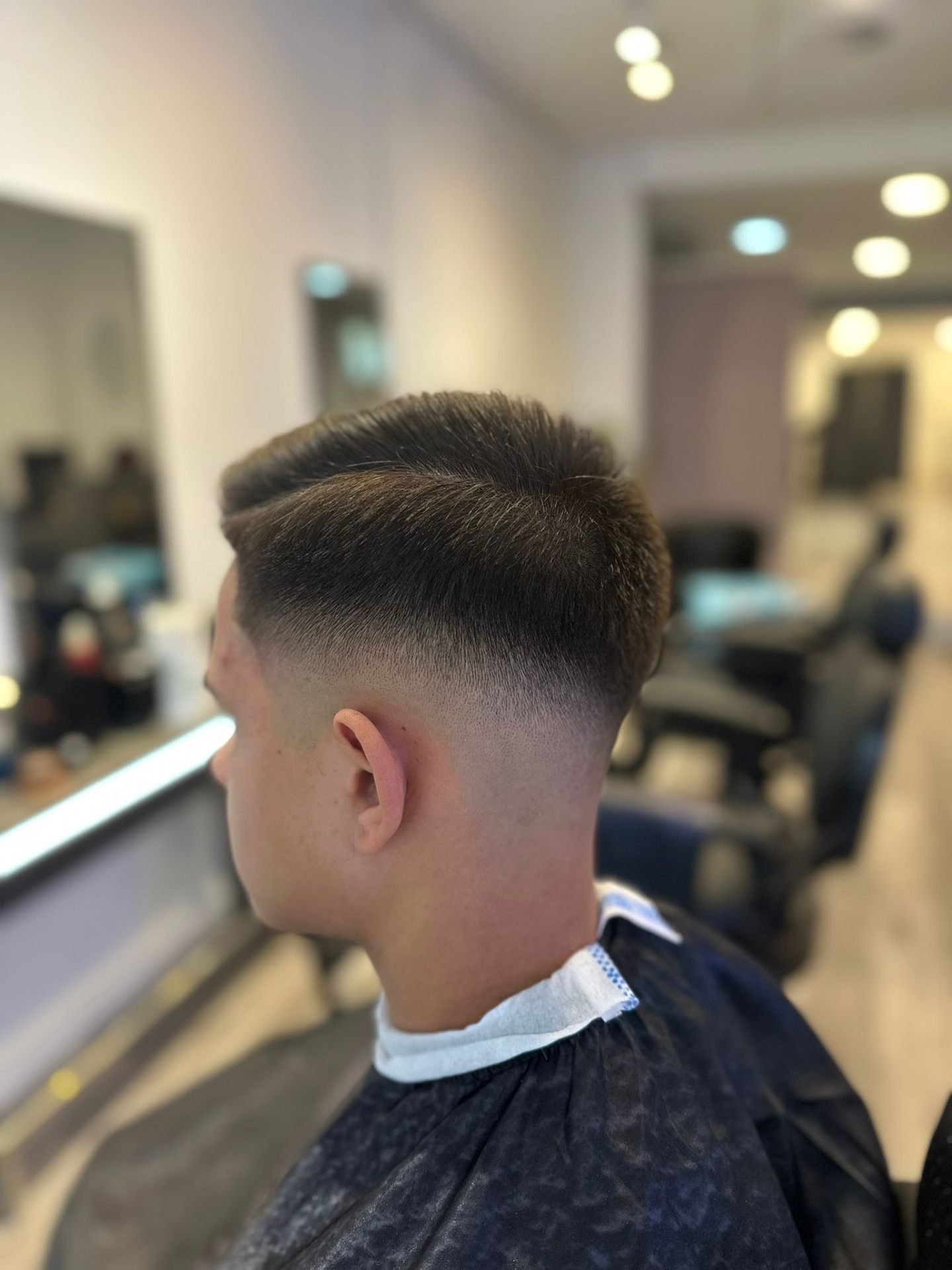 Damen Frisur Styling im Chaarisma Salon